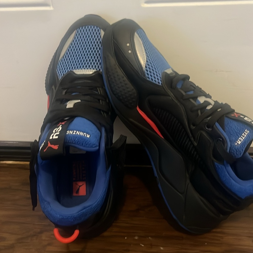 Puma running shoe - Picture 3 of 5